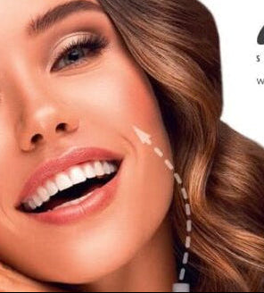 Strahlende Haut nach Nano Needling Behandlung zur Porenverfeinerung und intensiven Wirkstoffaufnahme im Kosmetikstudio Venus in Geiselhöring